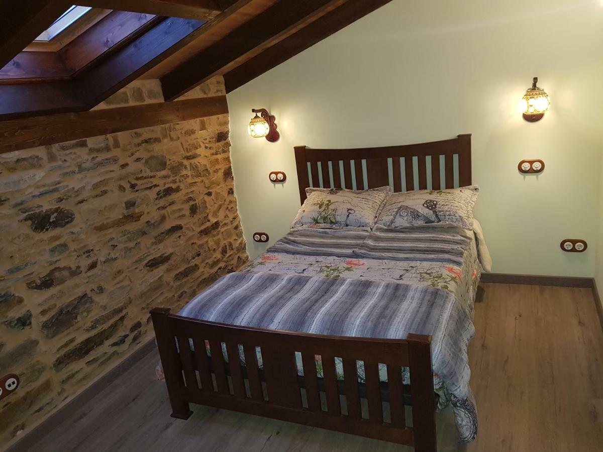 Apartamentos Rurales Casa Carmen โปลา เด อายันเด ภายนอก รูปภาพ