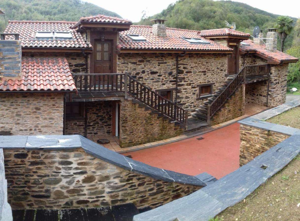 Apartamentos Rurales Casa Carmen โปลา เด อายันเด ภายนอก รูปภาพ